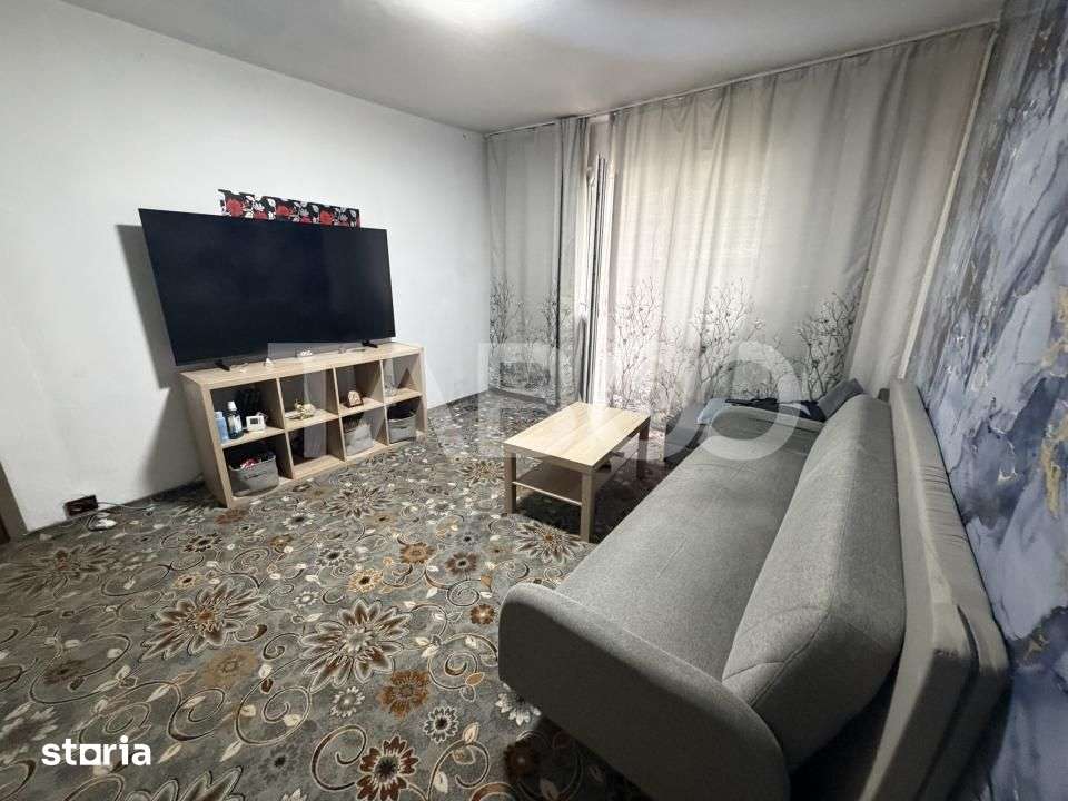 Apartament de inchiriat 2 camere semidecomandat etaj 4 mobilat utilat — fotografia 1