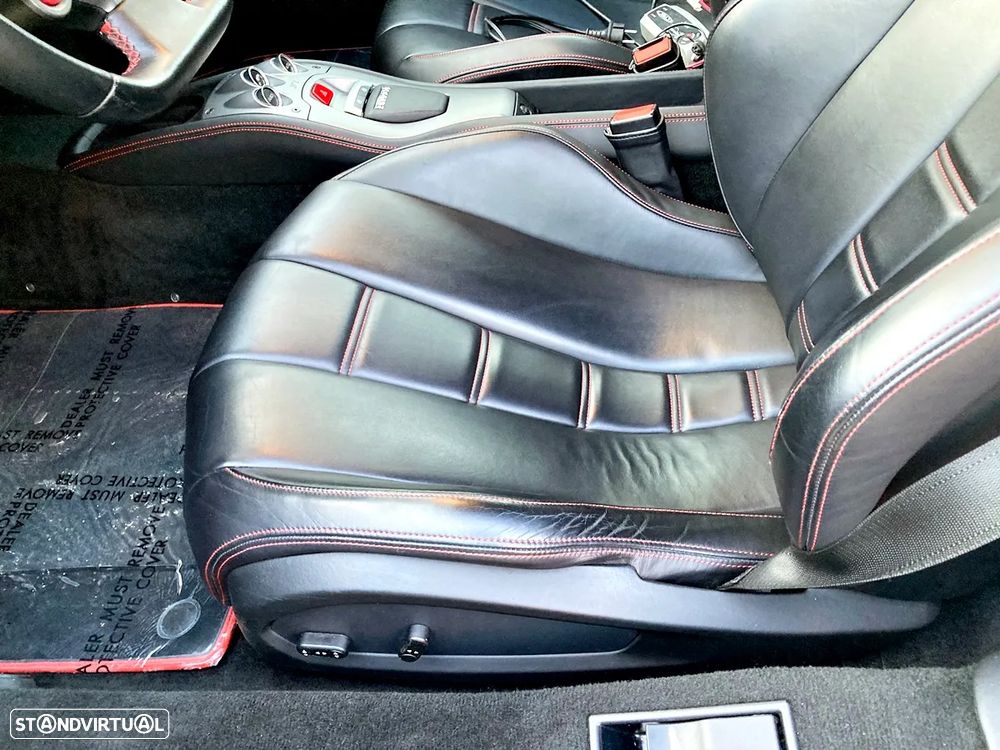 Ferrari 458 Italia - 10