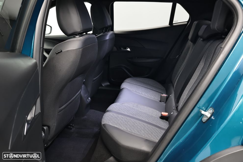 Peugeot 2008 1.2 PureTech Allure - 47