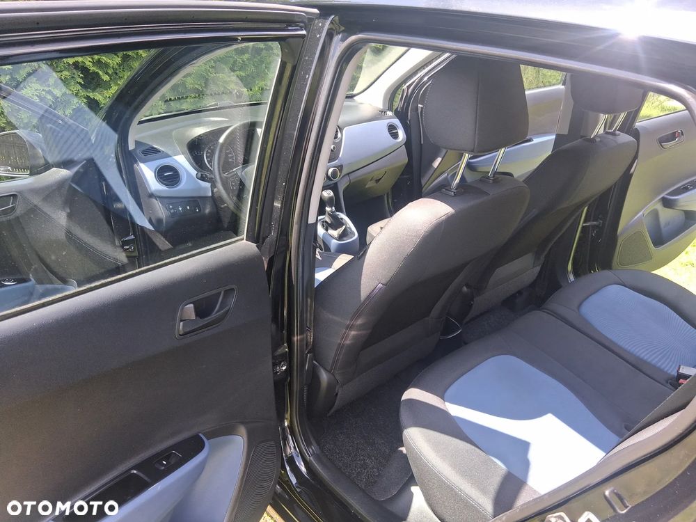 Hyundai i10 - 24