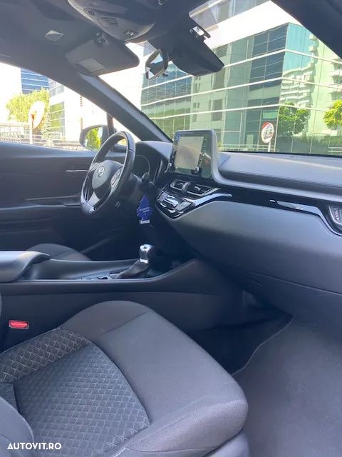 Toyota C-HR 1.8 HSD 4x2 CVT C-lassy - 9