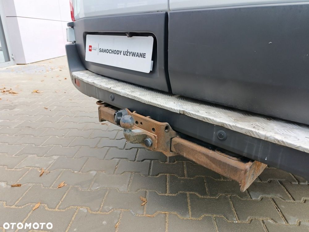 Ford transit trend - 22