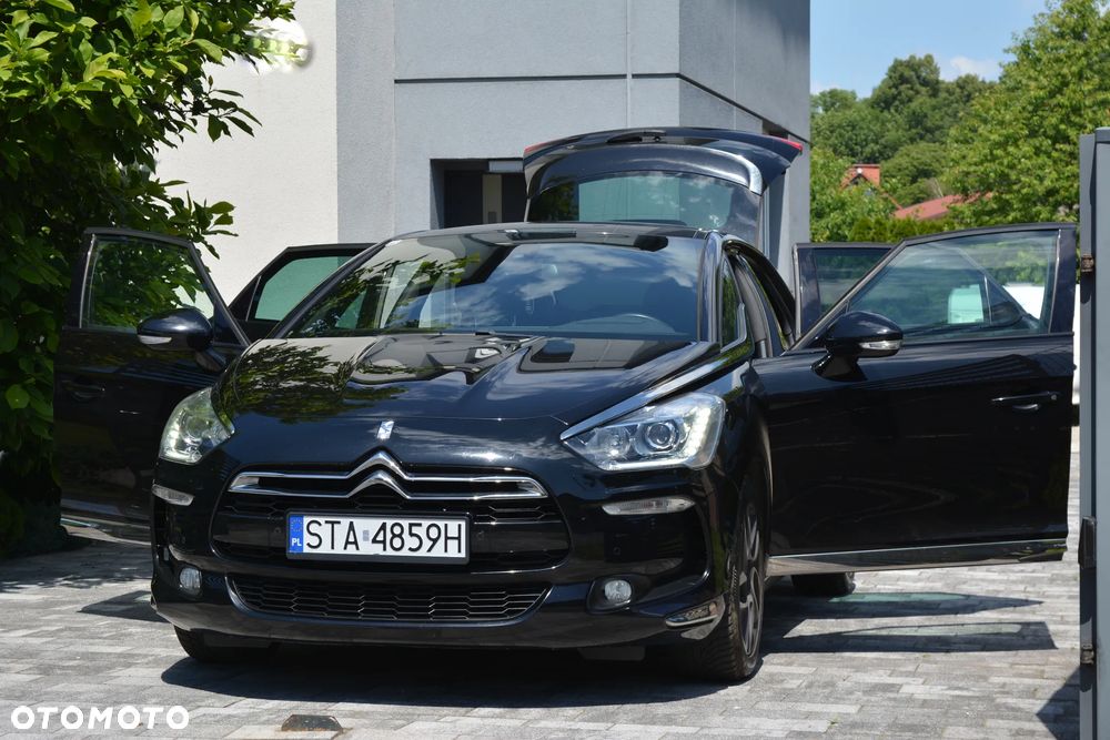Citroën DS5 e-HDi 115 EGS6 Chic - 28