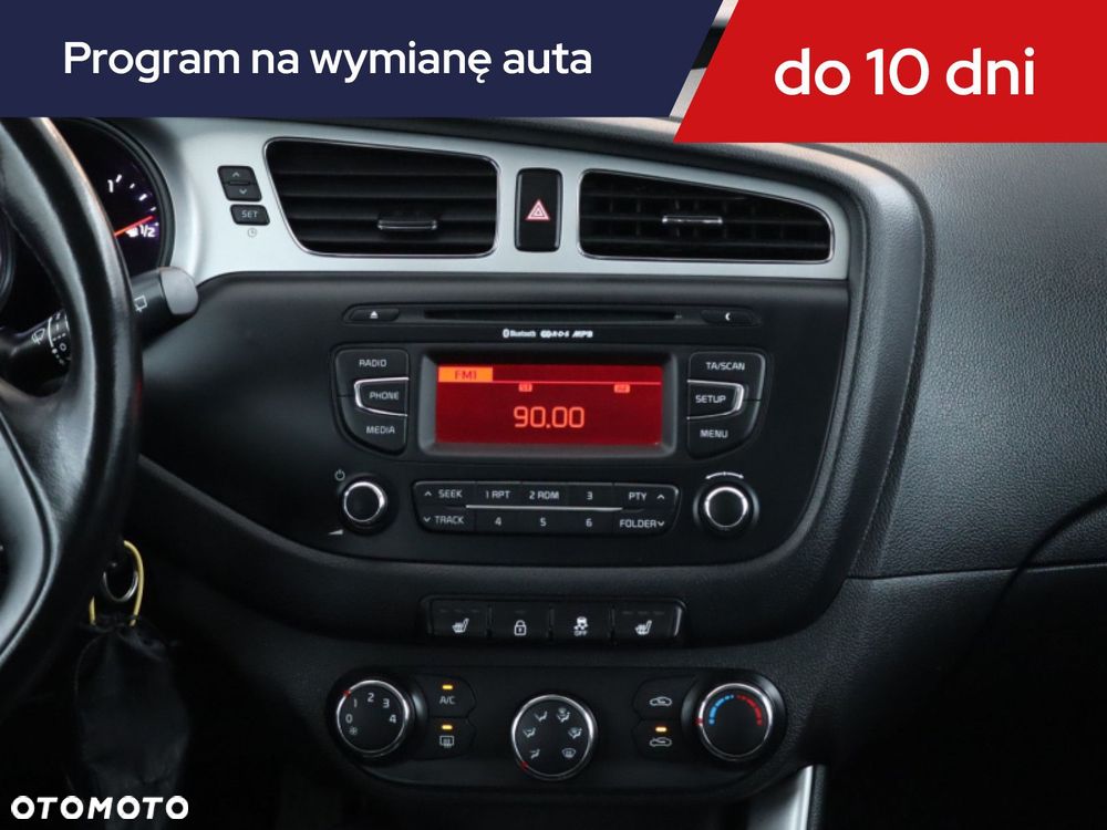 Kia Ceed - 14