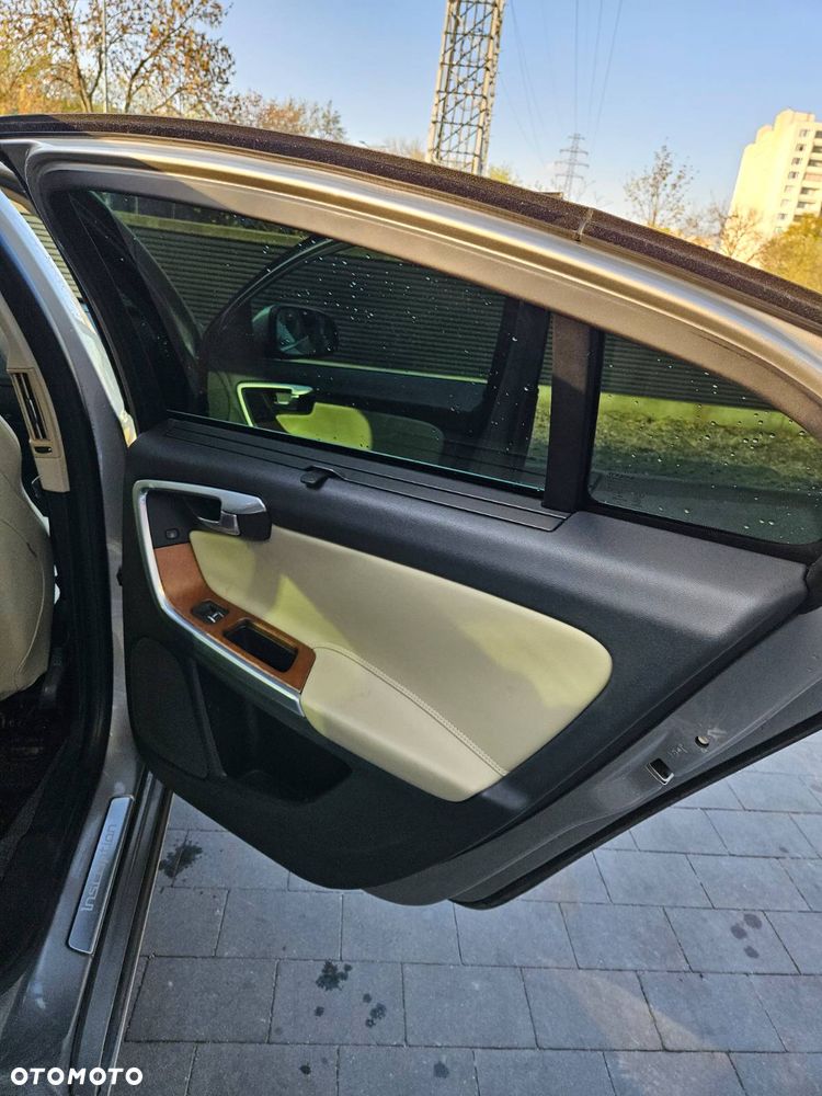 Volvo S60 - 13