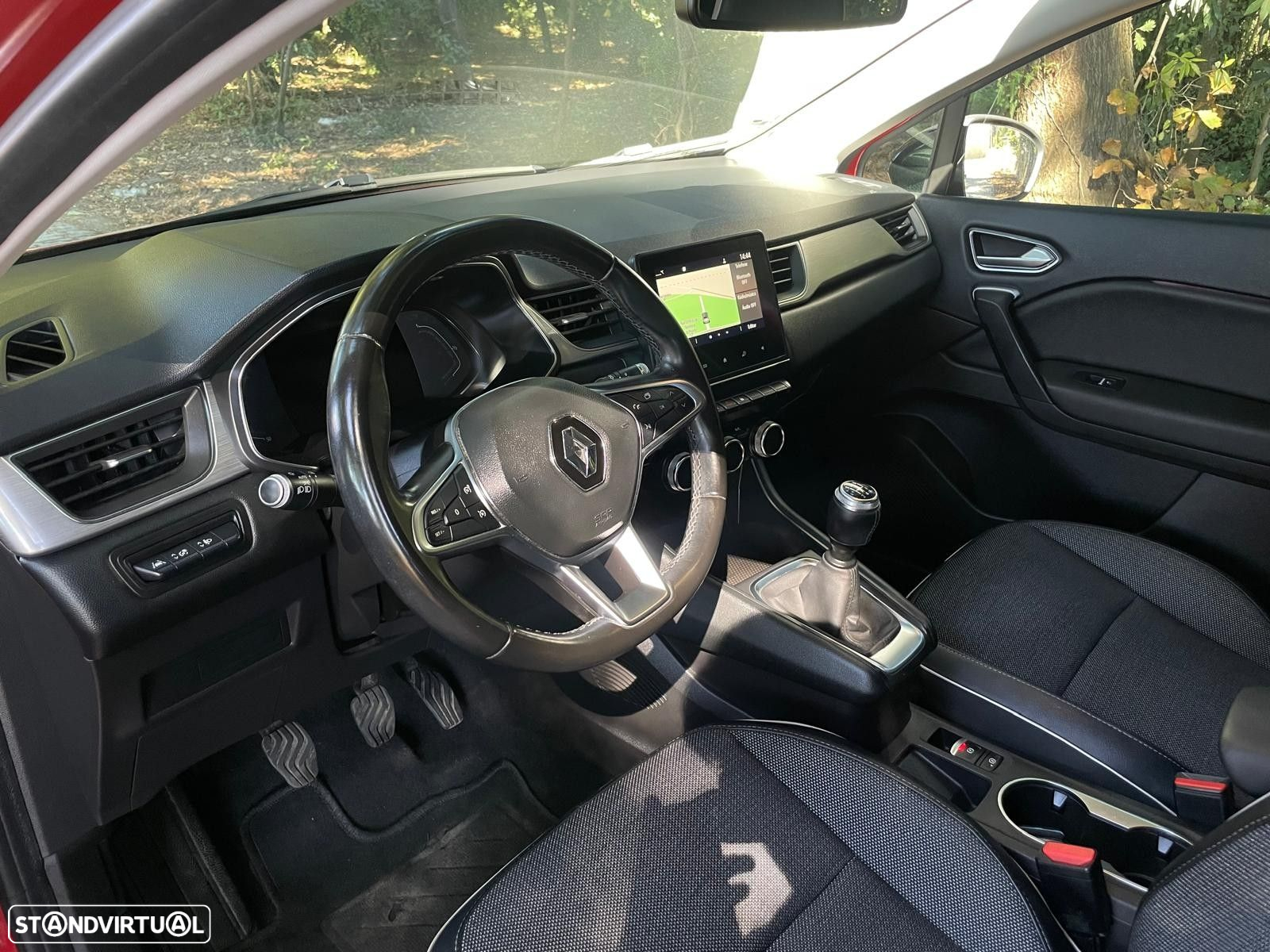 Renault Captur 1.0 TCe Exclusive - 19