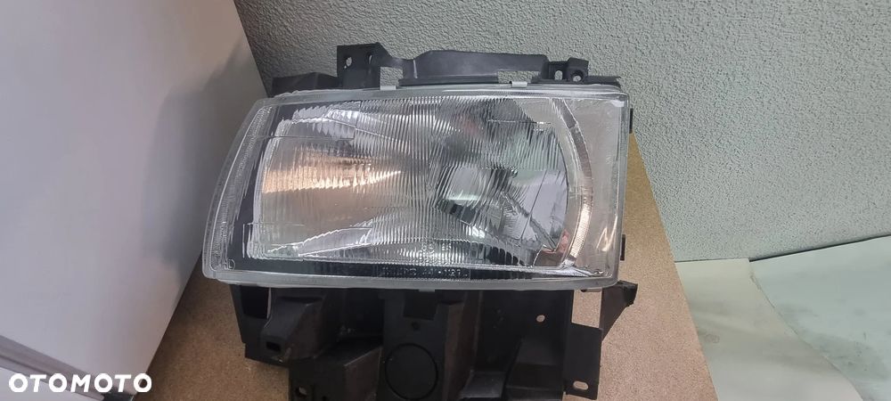 Lampa przód VW T4 NOWA - 2