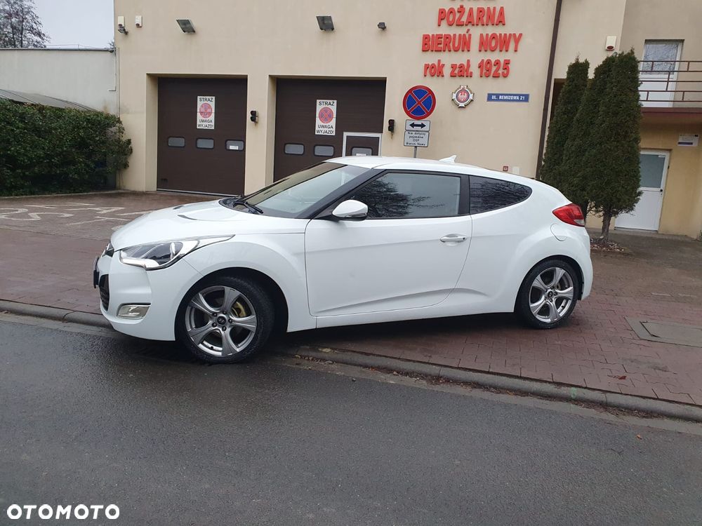 Hyundai Veloster 1.6 blue Style - 6