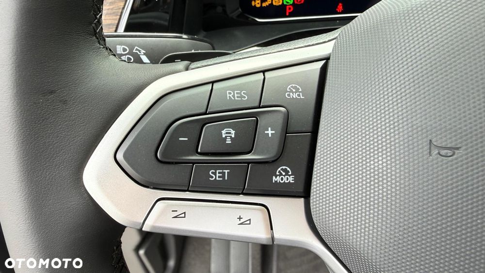 Volkswagen Multivan 2.0 TDI L2 Style DSG - 20