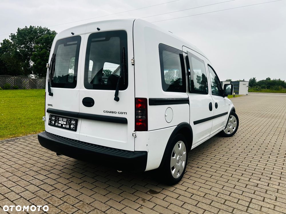Opel Combo Tour Enjoy - 3