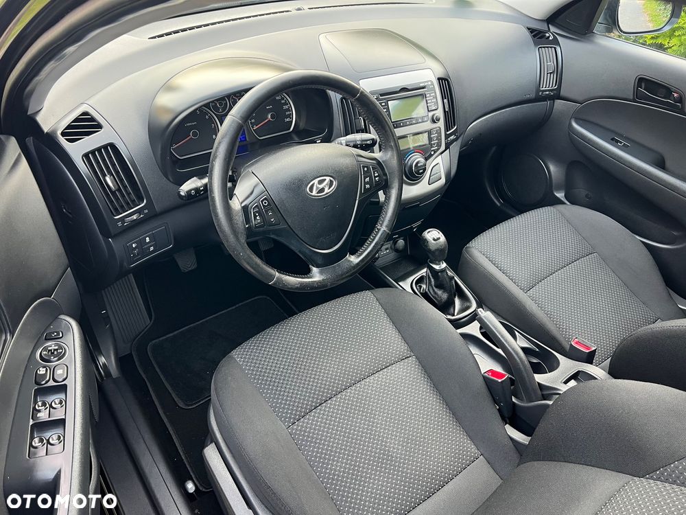 Hyundai i30 1.6 blue Comfort - 10
