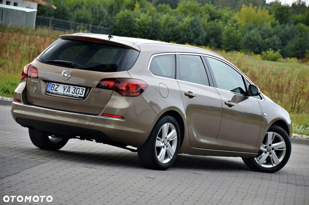 Opel Astra - 11