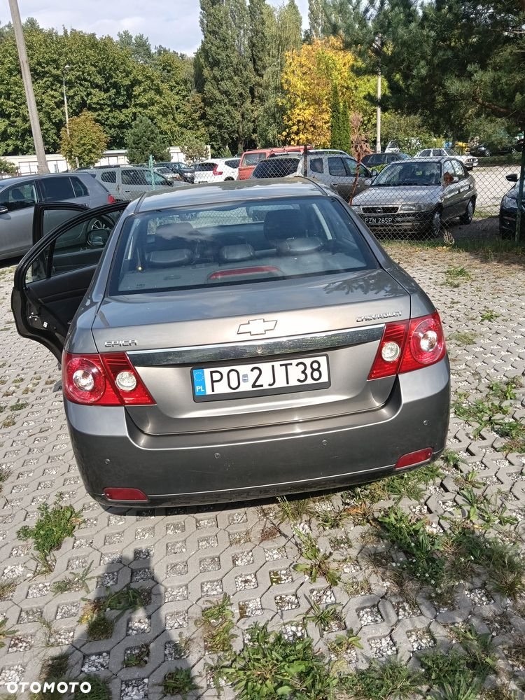 Chevrolet Epica 2.0 LS - 2