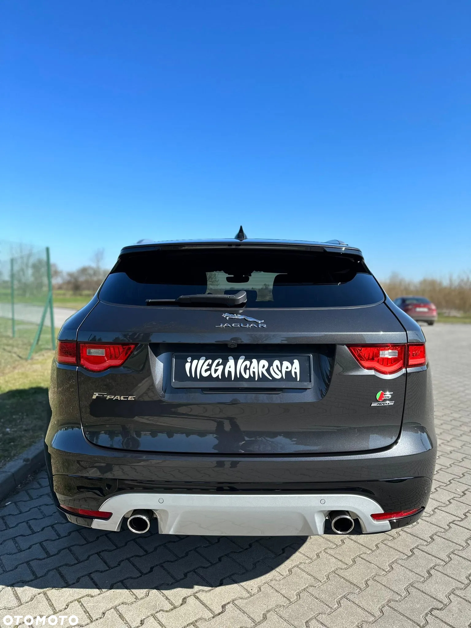 Jaguar F-Pace 3.0 V6 AWD S - 10
