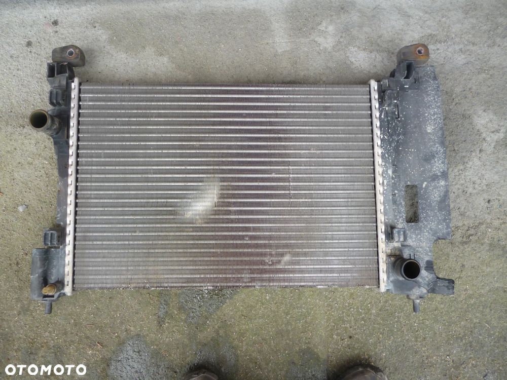 FIAT GRANDE PUNTO 1.4 CHŁODNICA WODY - 2