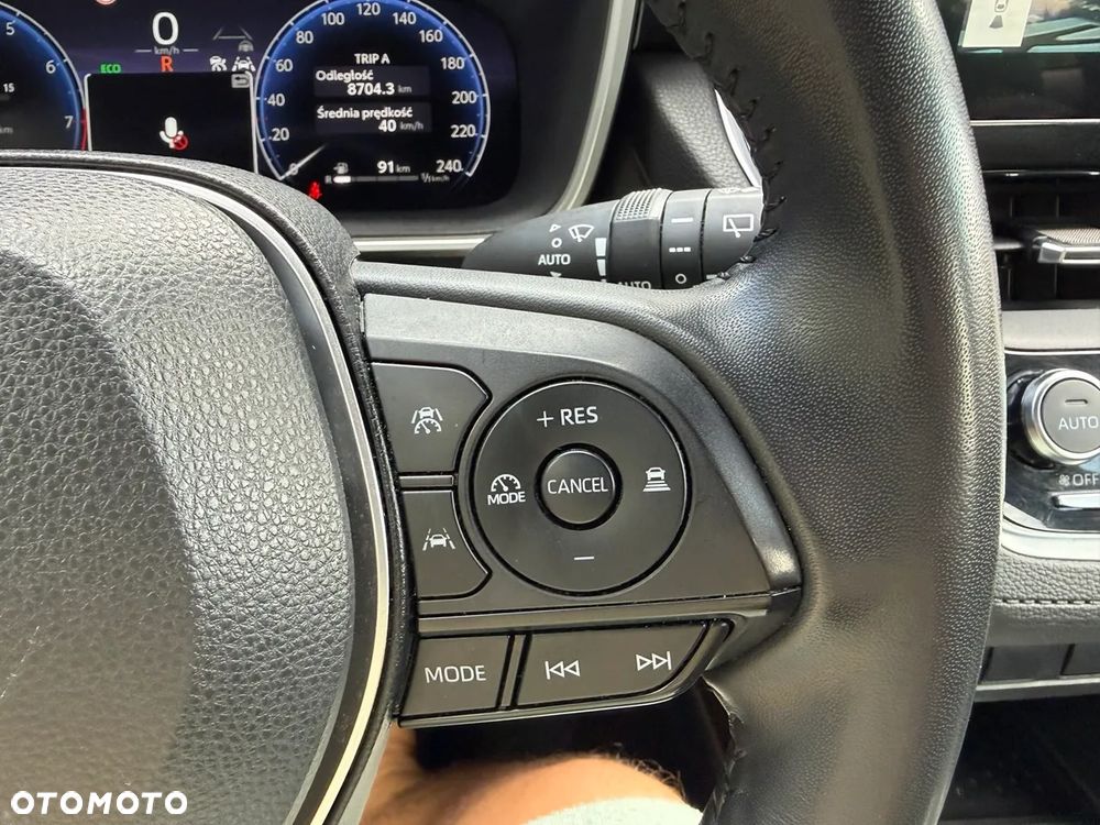 Toyota Corolla Cross 2.0 Hybrid Comfort - 22