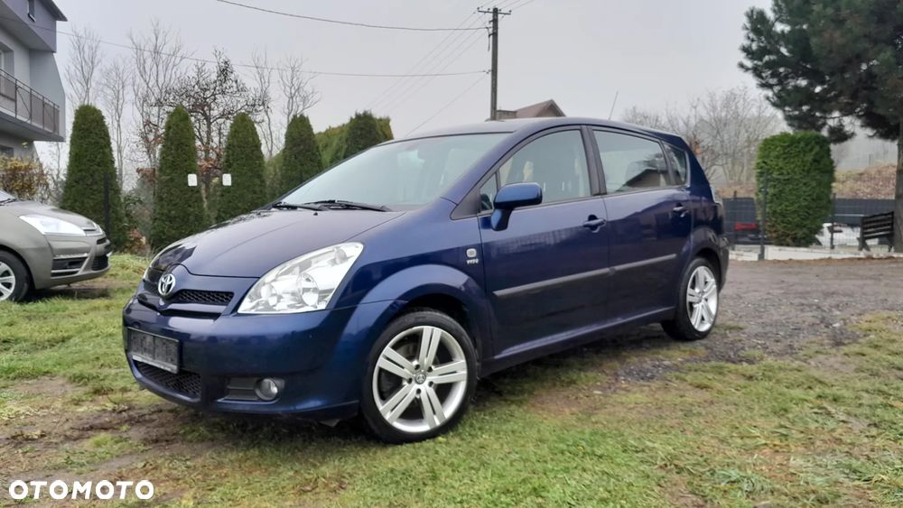 Toyota Corolla Verso - 15