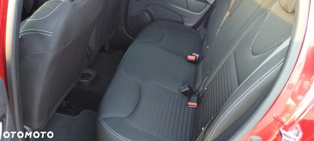 Renault Clio 1.2 16V Limited - 8