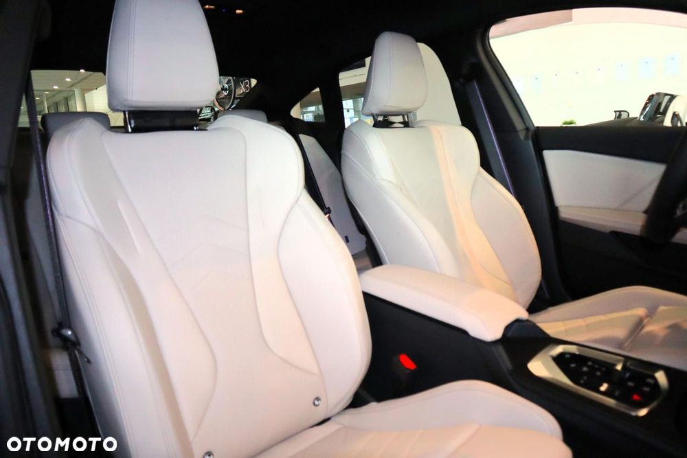 BMW Seria 2 - 11