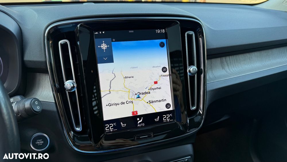Volvo XC 40 D4 AWD Geartronic Inscription - 28
