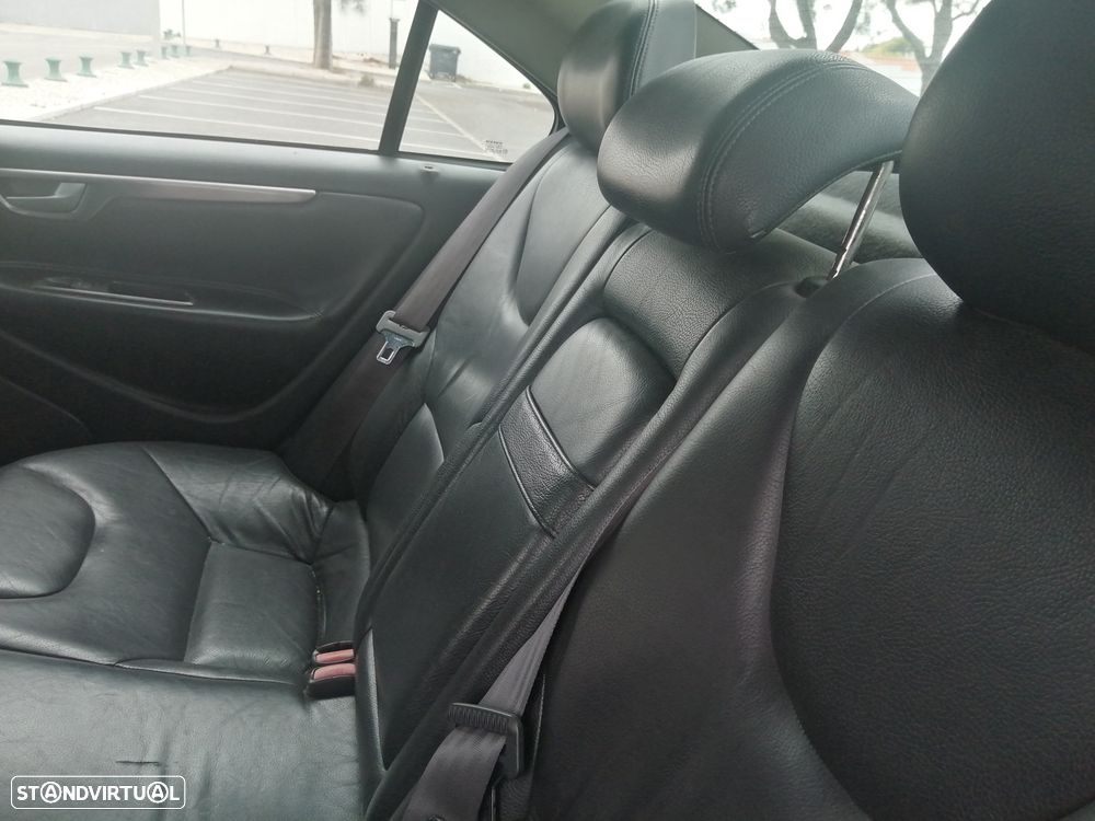 Volvo S60 2.4 D5 - 11