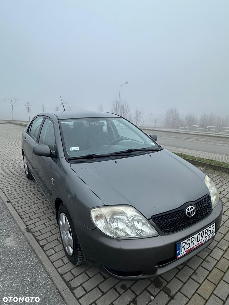 Toyota Corolla 1.4 VVT-i Base - 2