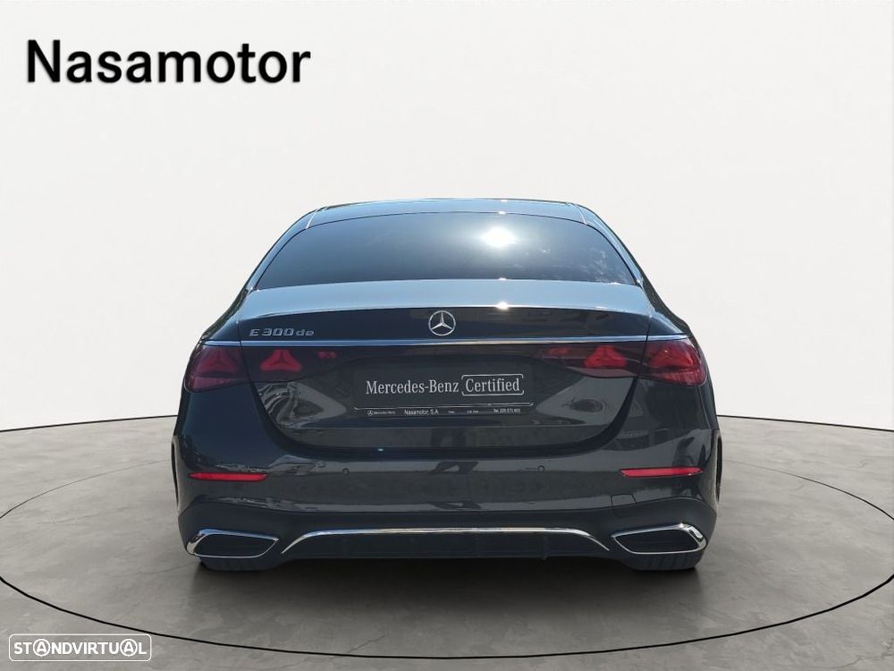 Mercedes-Benz E 300 de - 4