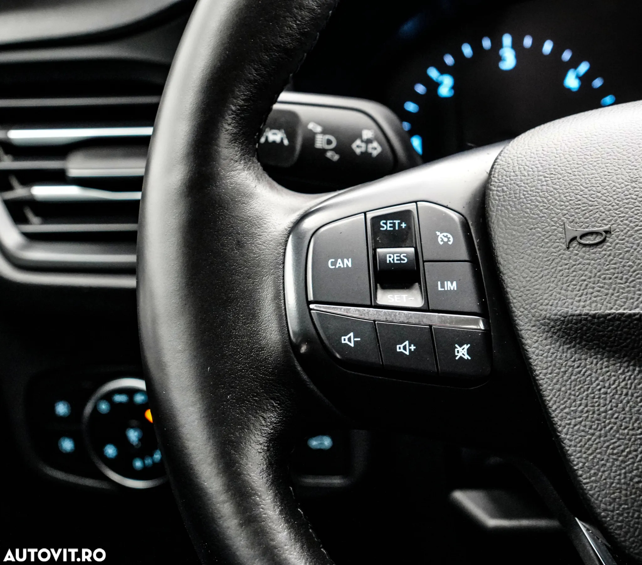 Ford Focus 1.5 EcoBlue Titanium - 29