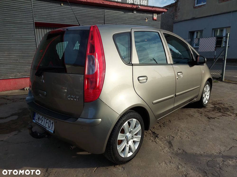 Mitsubishi Colt 1.3 Motion Plus - 11