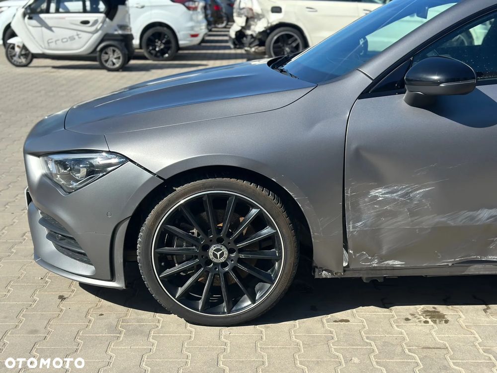 Mercedes-Benz CLA - 4