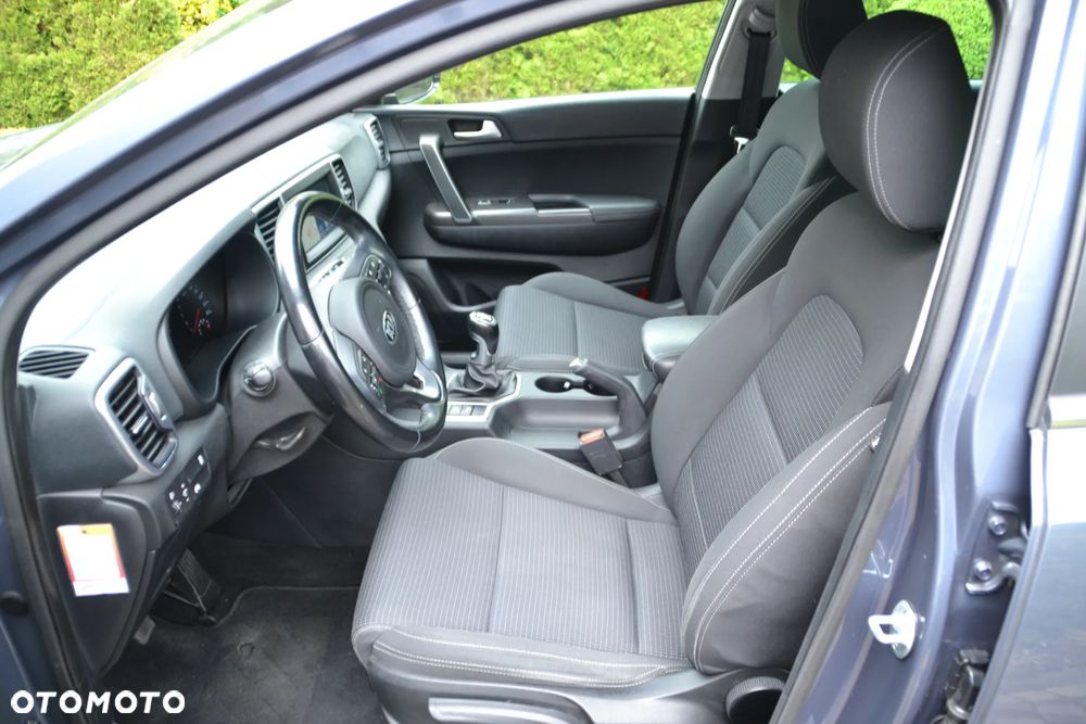 Kia Sportage 1.6 GDI 2WD ISG Dream-Team Edition - 25