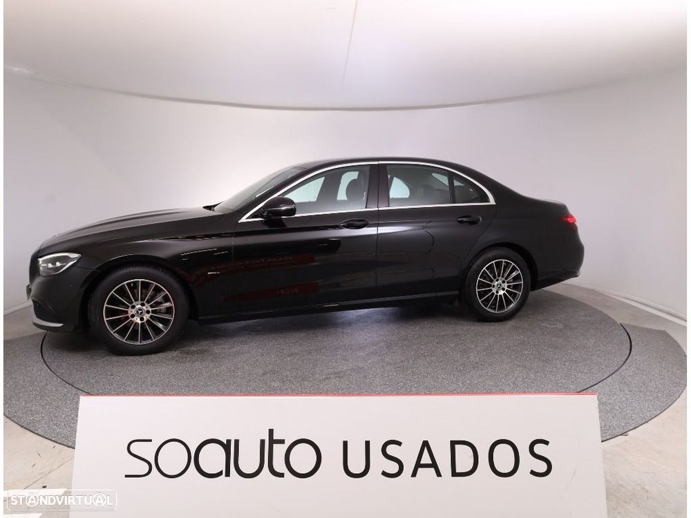 Mercedes-Benz E 220 d AMG Line - 4