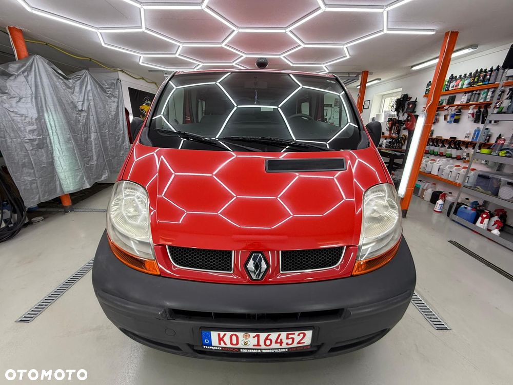 Renault Trafic - 12