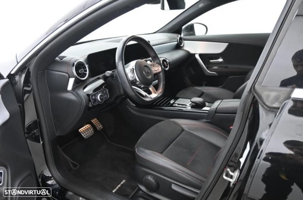 Mercedes-Benz CLA 180 d Shooting Brake AMG Line Aut. - 4