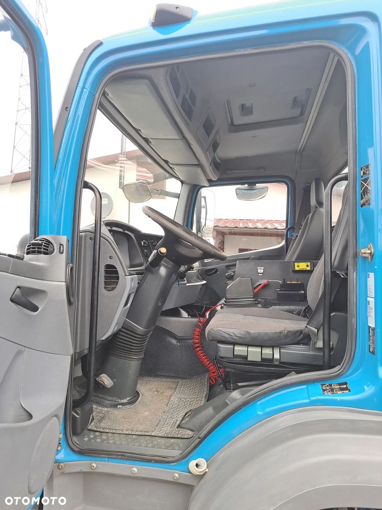Mercedes-Benz Axor - 17