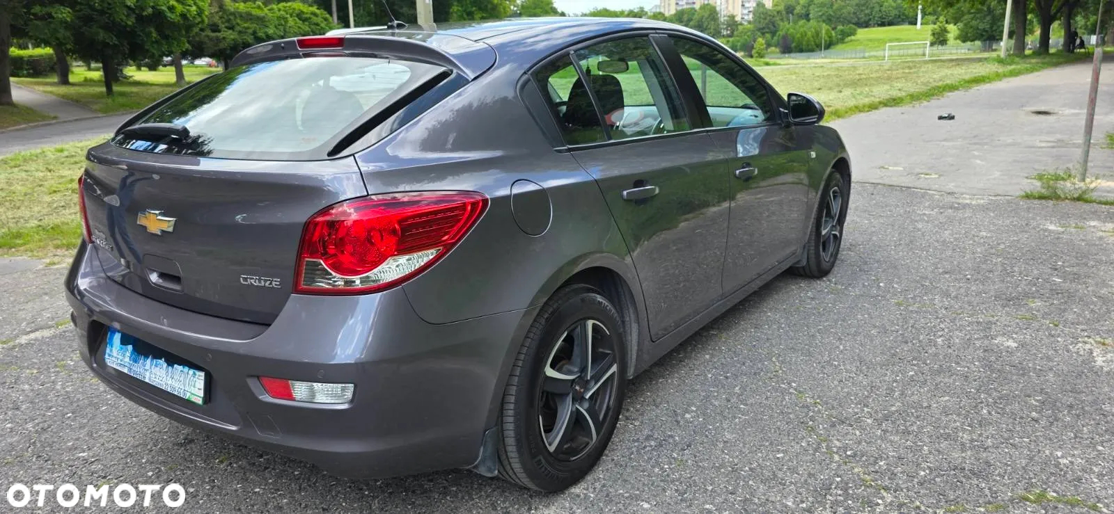 Chevrolet Cruze 1.8 LT - 8
