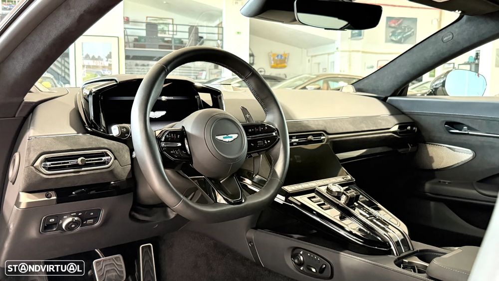 Aston Martin Vantage Coupe V8 - 23