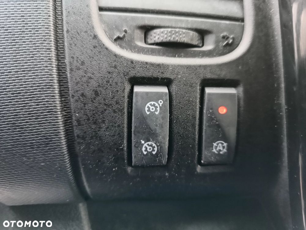 Opel Vivaro LONG L2H1 1.6 diesel 125kM 2018 rok SUPER STAN, WEBASTO, NIE WYMAGA WKŁADU FINANSOWEGO!!! - 36