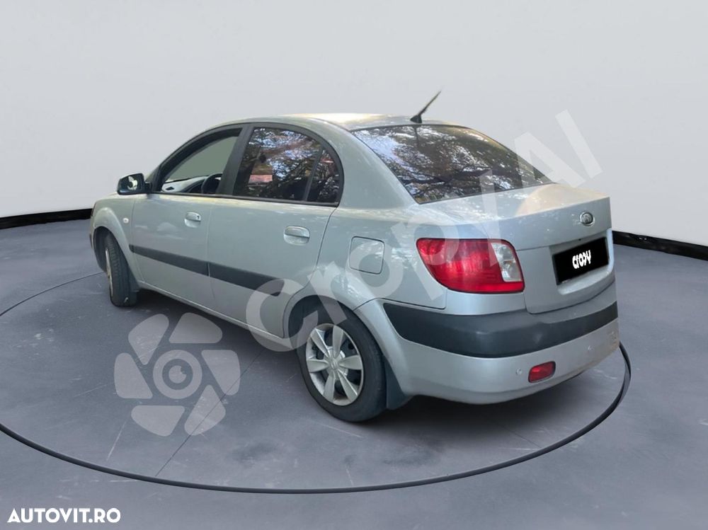 Kia Rio 1.5 DSL EX Comfort+ - 13