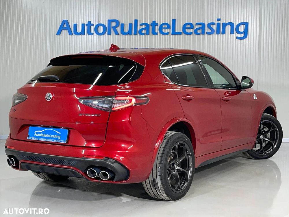 Alfa Romeo Stelvio 2.9 V6 Turbo AWD AT8 Quadrifoglio - 3