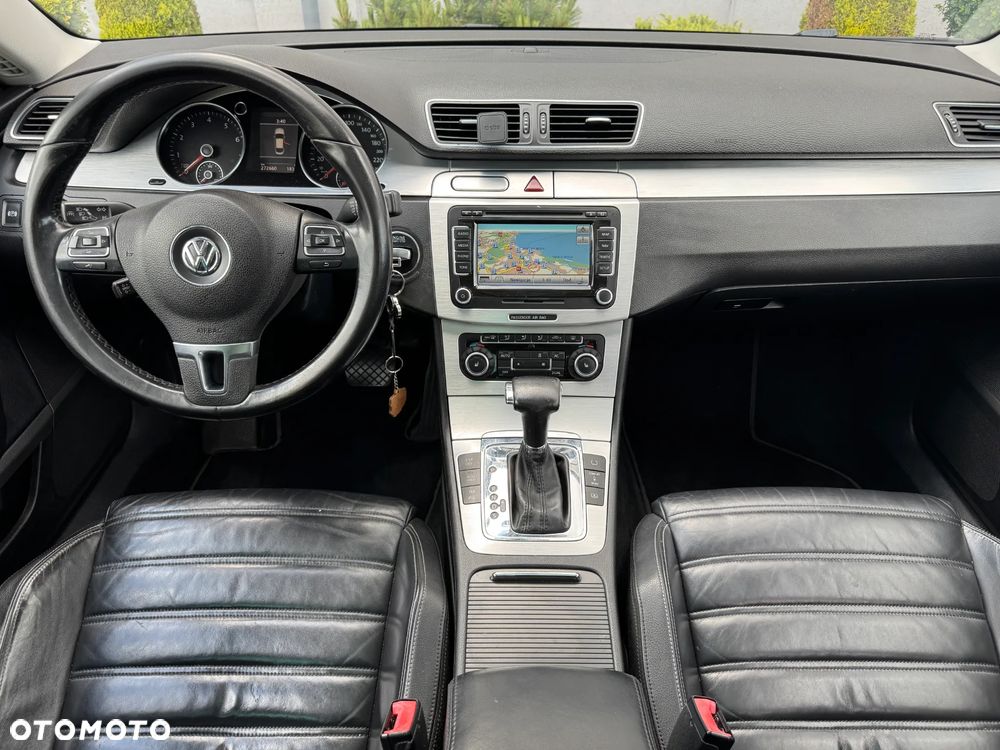 Volkswagen Passat CC - 28