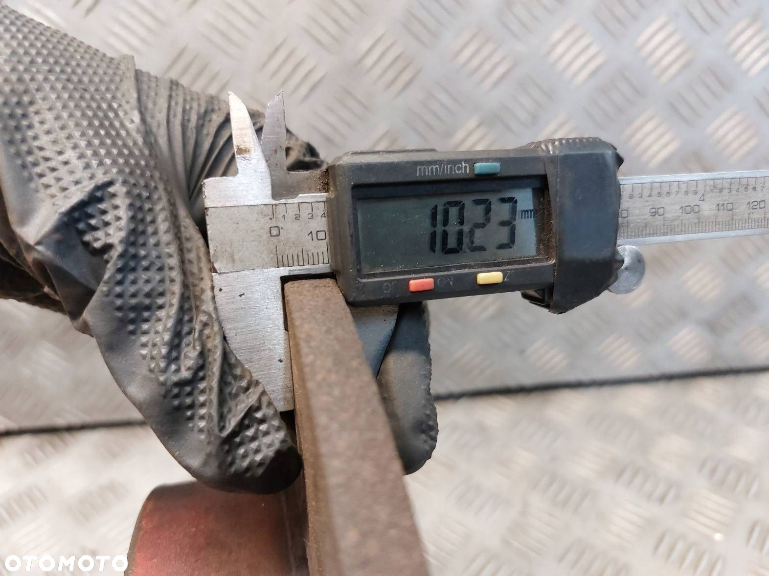 TARCZE HAMULCOWE PRZÓD + KLOCKI BMW E36 - 4