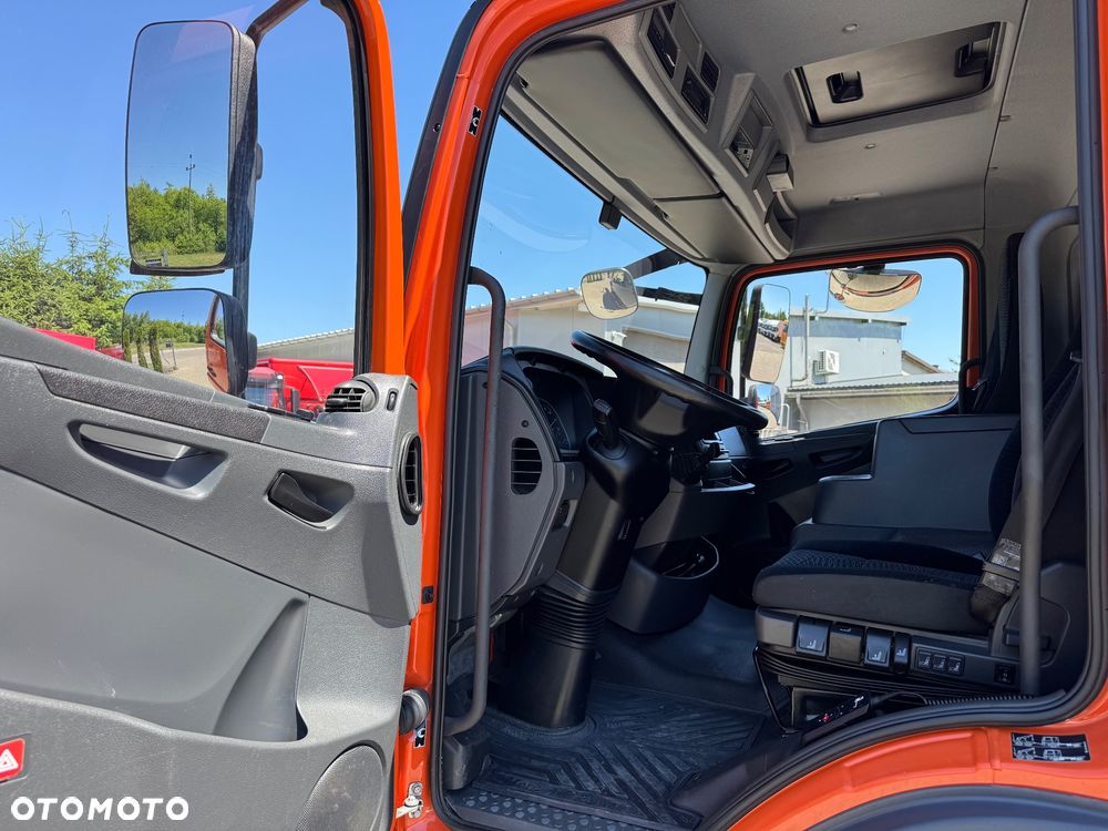 Mercedes-Benz ATEGO - 28