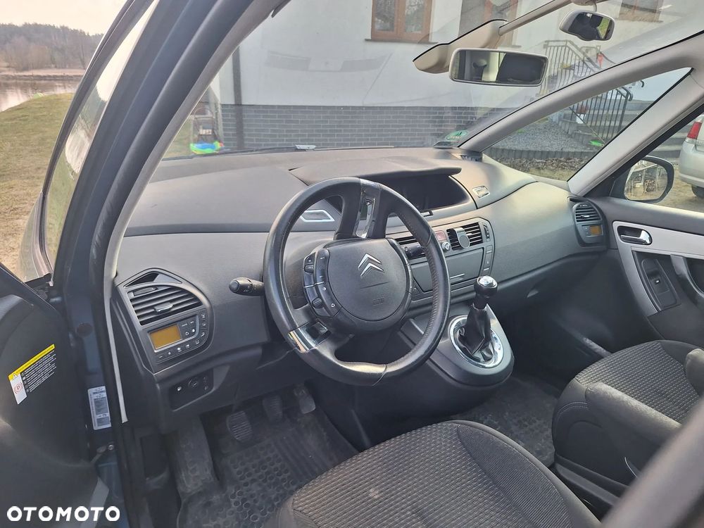 Citroën C4 Grand Picasso - 10