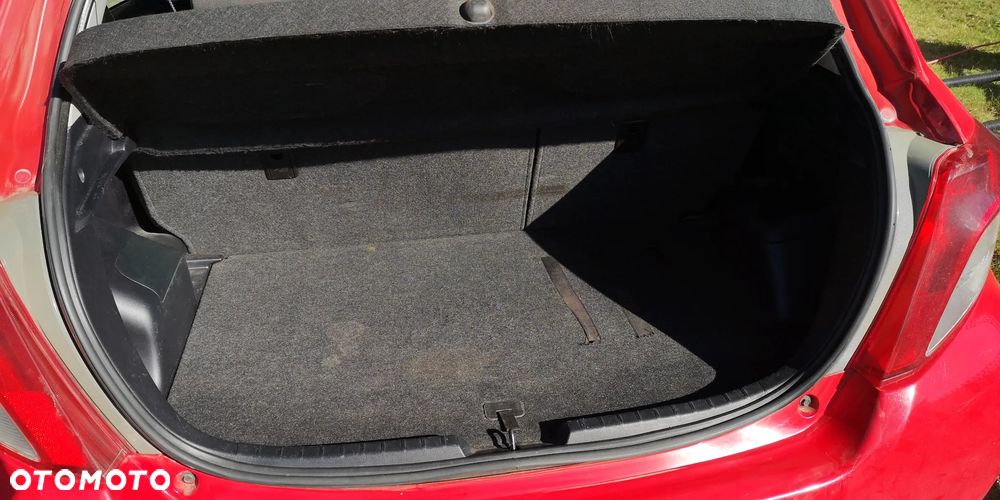 Toyota Yaris 1.0 VVT-i Life - 12