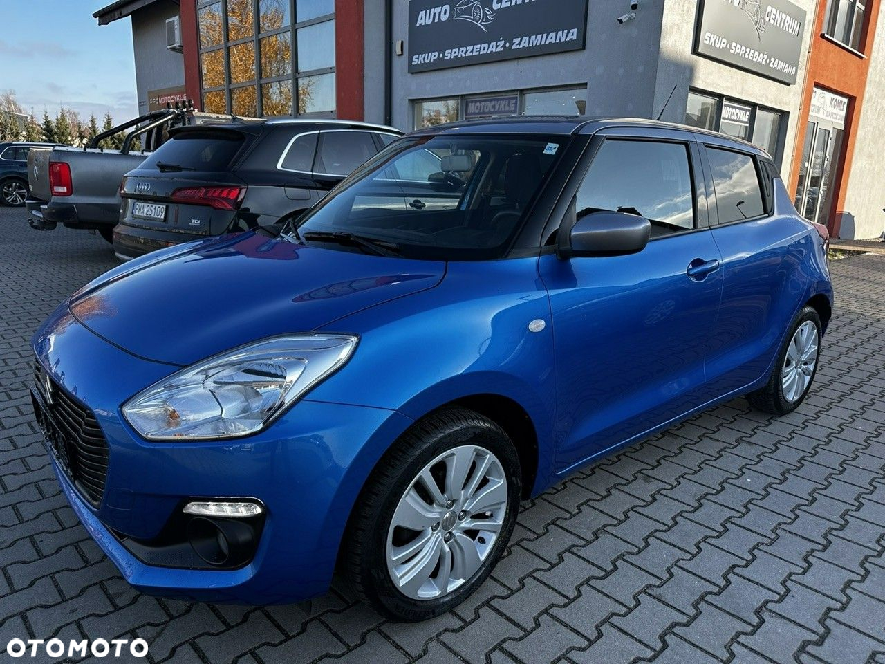 Suzuki Swift 1.2 Premium Plus - 3