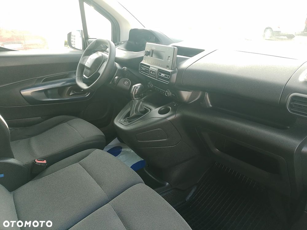Toyota Proace Partner Berlingo Combo Doblo L2 Izoterma Chłodnia Salon PL półka Inox 3 osoby 2,5 DMC - 12