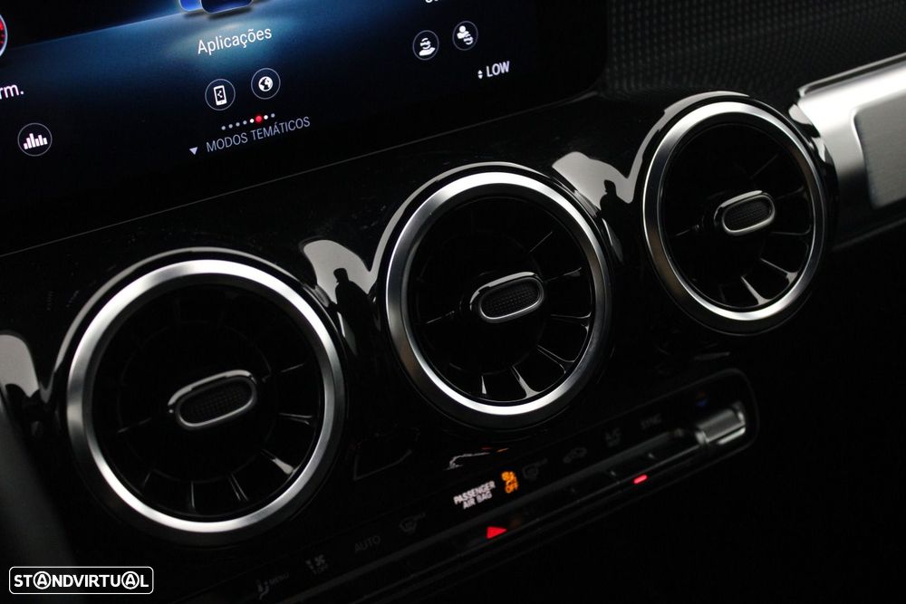Mercedes-Benz GLB 200 d Progressive - 23