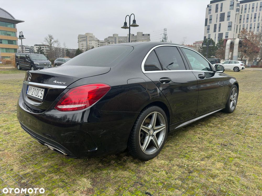 Mercedes-Benz Klasa C 200 4-Matic 9G-TRONIC - 16
