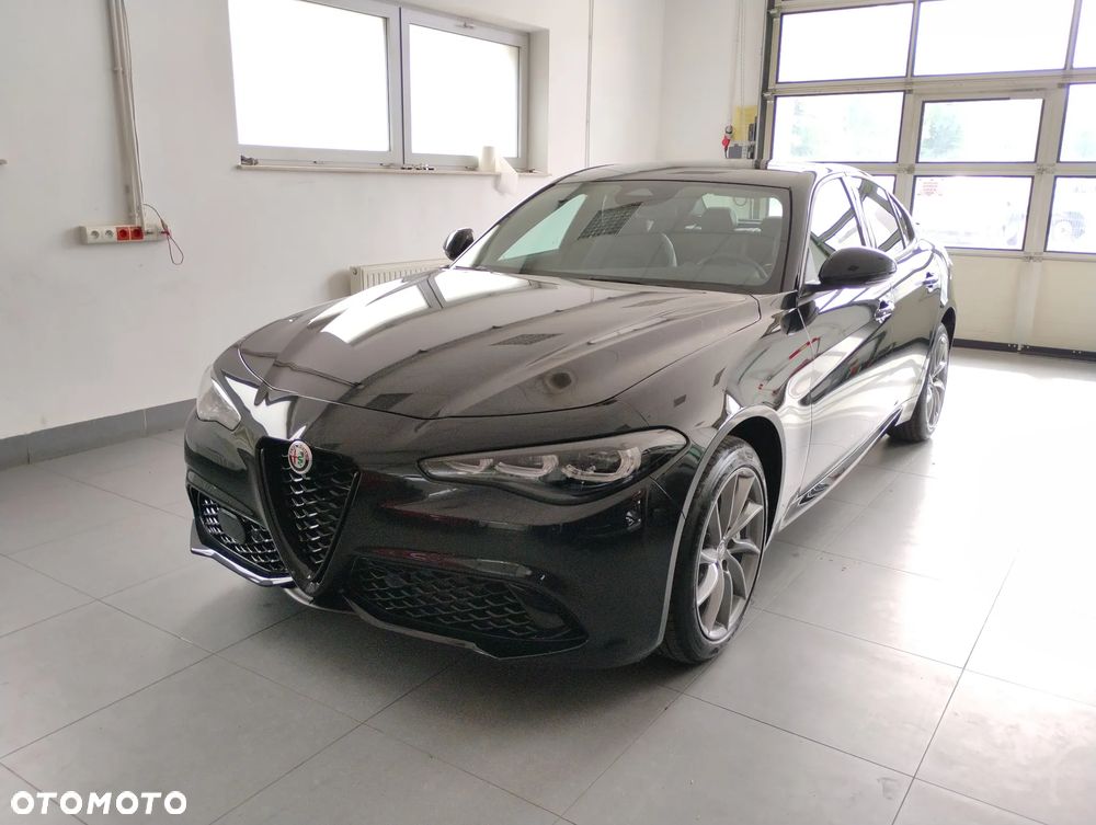 Alfa Romeo Giulia 2.0 Turbo Sprint Q4 - 2